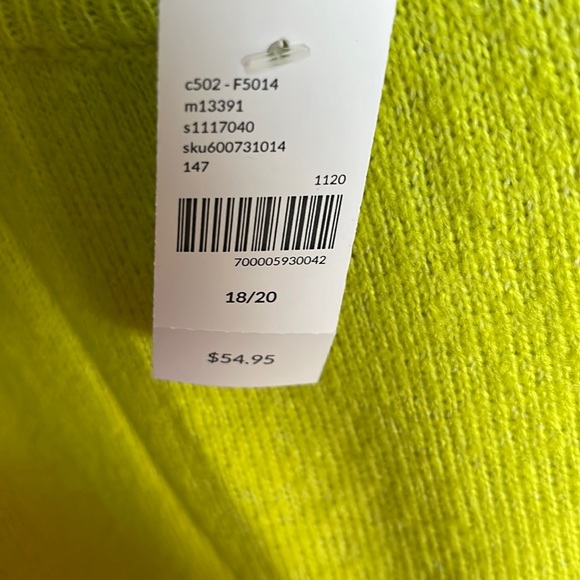 Lane Bryant Sweater NWT - Picture 2 of 2